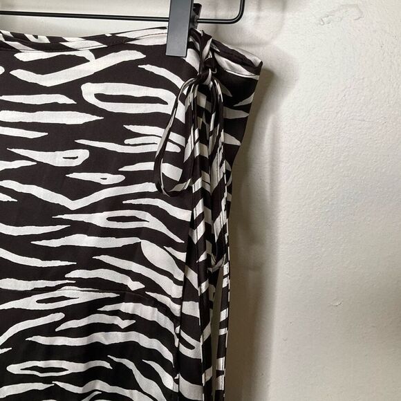 Ganni Zebra Print Silk Blend Wrap Skirt - Picture 9 of 12